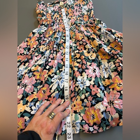 Strappy halter peek a boo back multicolour floral print mini Dress size Small - Picture 3 of 4